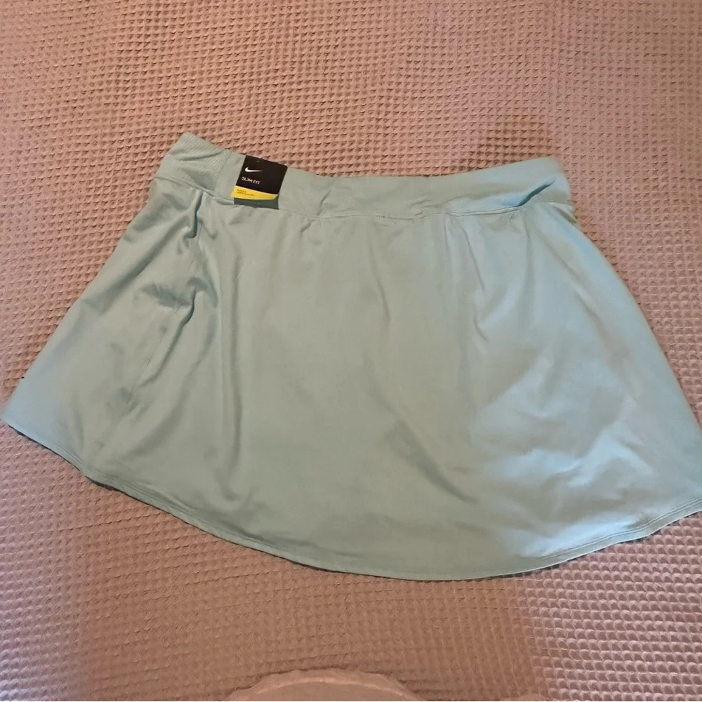 NWT Nike Dri Fit Slim Fit Tennis Pickleball Skort Light Turquoise Plus Size 1X - Picture 3 of 8